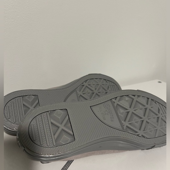 Converse NWOT Gray All Star sneakers women’s size 8.5 - Picture 2 of 7